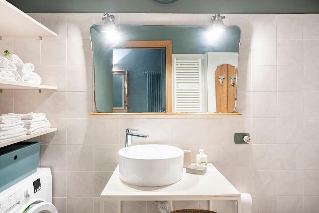 Bergamo Center Suite Mia - Modern & Green + Wifi Exterior photo